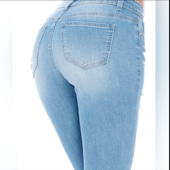 Enjean Destructed High Rise Ankle Skinny Jeans - Picture 2 of 9